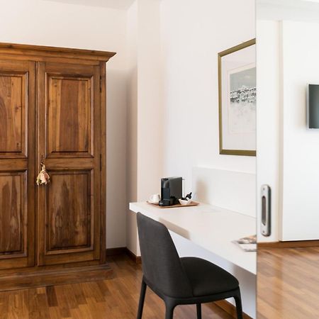 Corte Livia Room & Breakfast フォルリ エクステリア 写真
