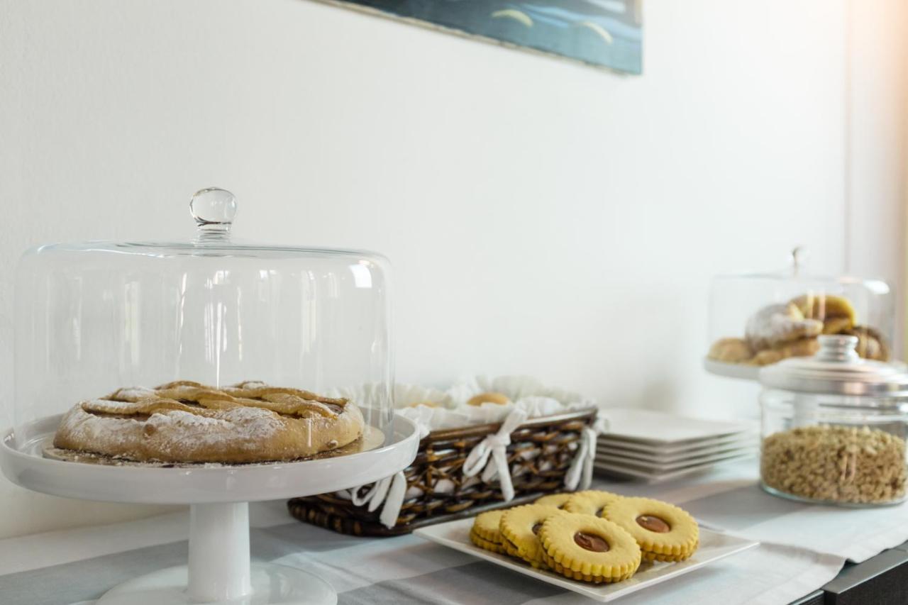 Corte Livia Room & Breakfast フォルリ エクステリア 写真