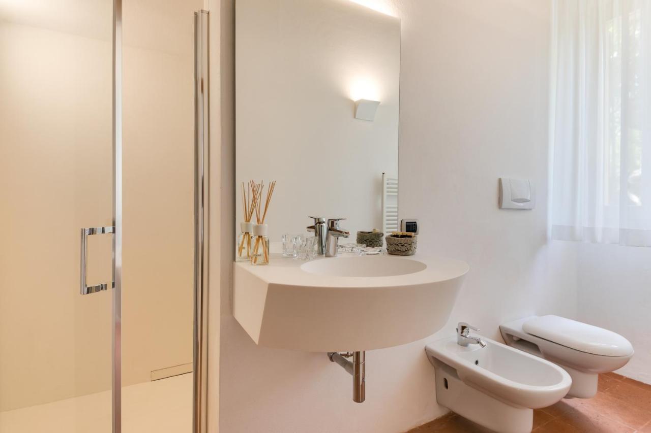 Corte Livia Room & Breakfast フォルリ エクステリア 写真